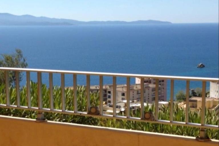 T2 Sanguinaires calme et cosy, entre mer et maquis - B&B Ajaccio