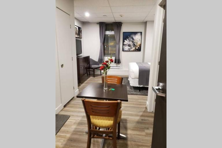 Cozy Sweet Studio #6, 10 min to D.T. Ottawa - B&B Gatineau