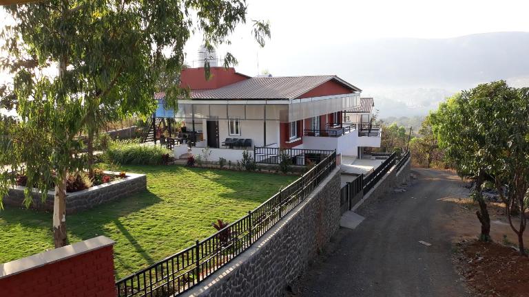 Machan Villas by Holiday Club - B&B Bhor