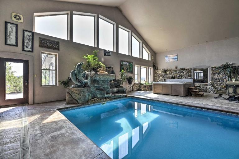 Flawless Durango Home w/ Theater + Pool Table - B&B Durango
