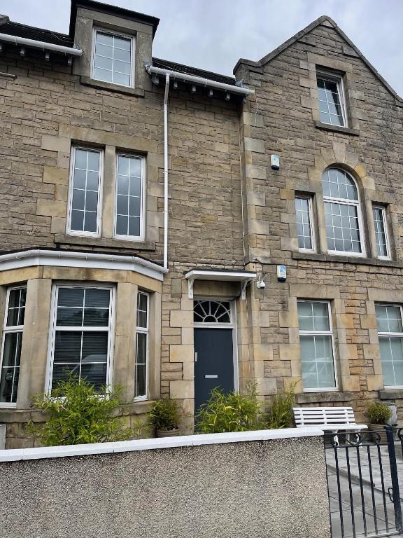Premier Apartment C - B&B Broxburn