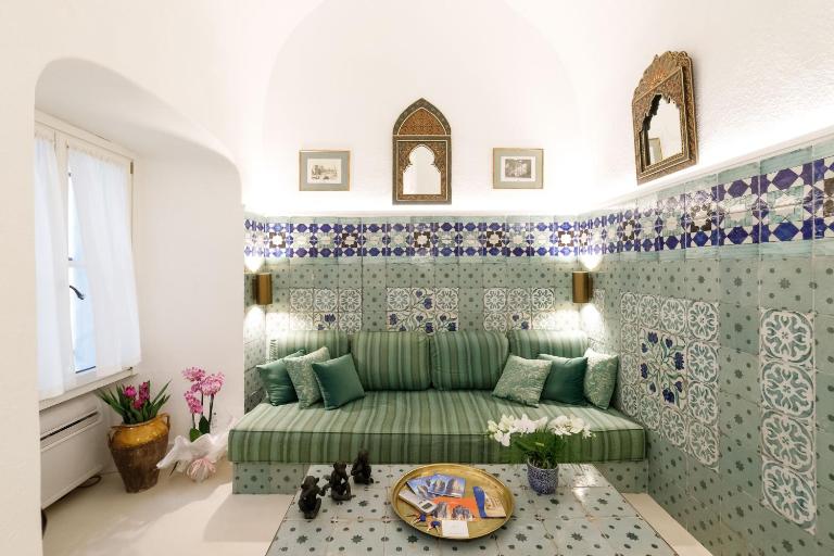 Qasar Luxury Suite - in Capri's Piazzetta - Bed and Breakfast Capri stadt