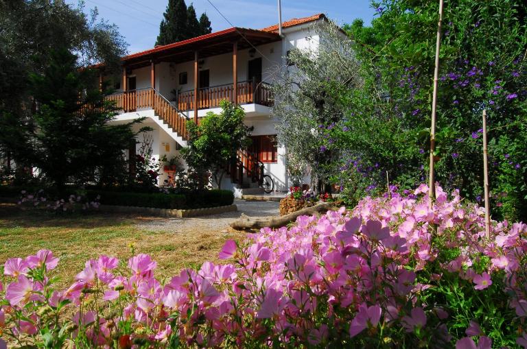 Vergonis Studios - Chambres d'hôtes Korópi