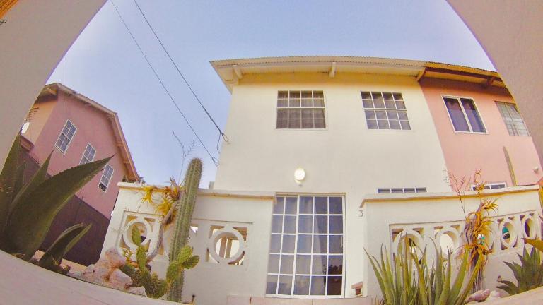 Blue Paradise Curaçao - B&B Willemstad