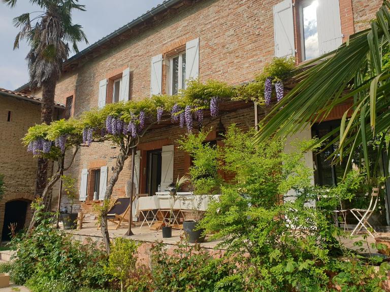 Chambre de charme dans une propriété du 18ème - B&B Roquettes