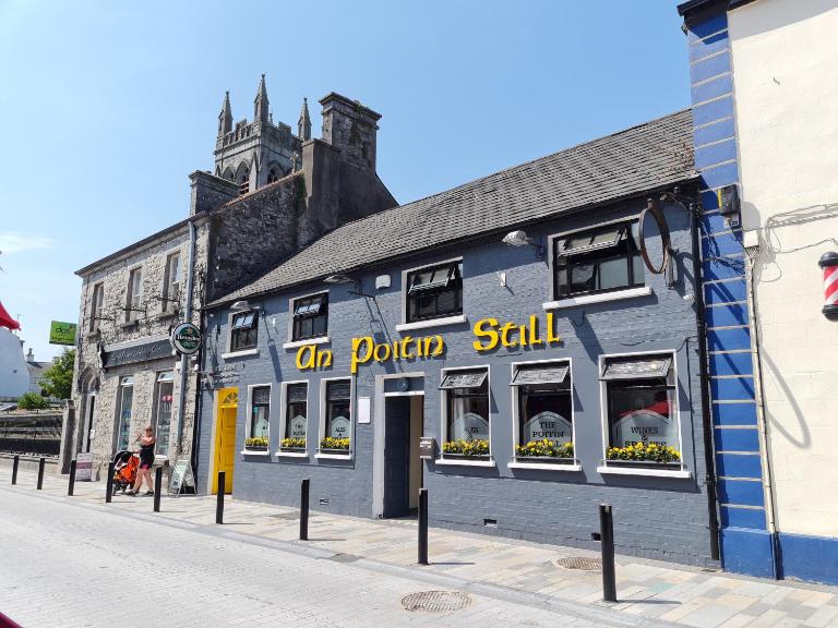Ridge-Rock Accommodation - B&B Carrick-on-Shannon