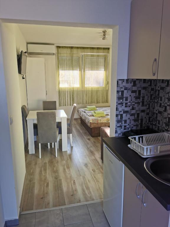 Apartmani Manila, Vrnjačke terme-popust, SPA centar Pegaz-popust, garažno mesto - B&B Vrnjačka Banja