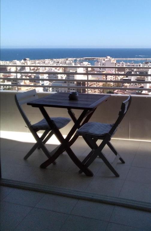Luceros Sea view Apts -with balcony- City&Beach - B&B Alicante