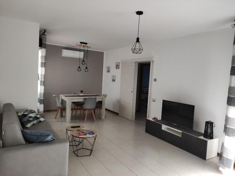La StorHouse nuovo appartamento sul corso di Porto Recanati - B&B Porto Recanati
