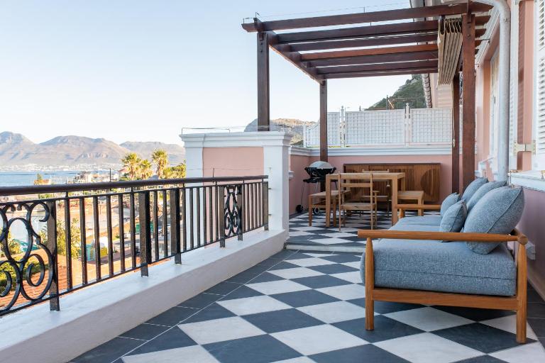 Majestic Penthouse - B&B Cape Town