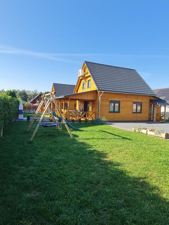 Słoneczny Zakątek - B&B Lubrza