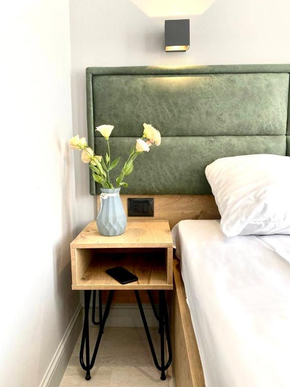 Апарт-отель Nine Rooms - Bed and Breakfast Jerevan