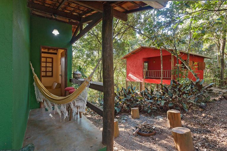 Chalés do Beto em Macacos - Bed and Breakfast Macacos