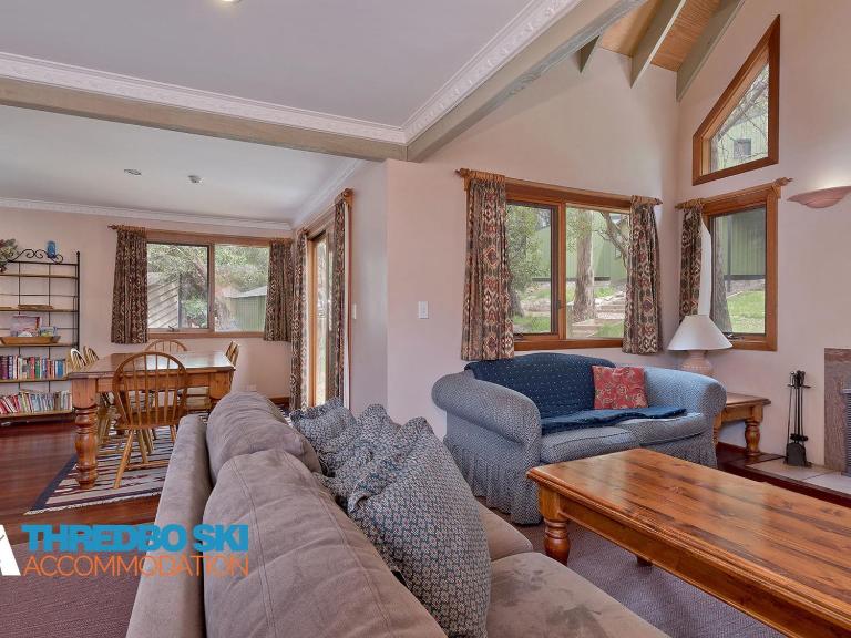 Granite Peaks 1 - Bed and Breakfast Thredbo