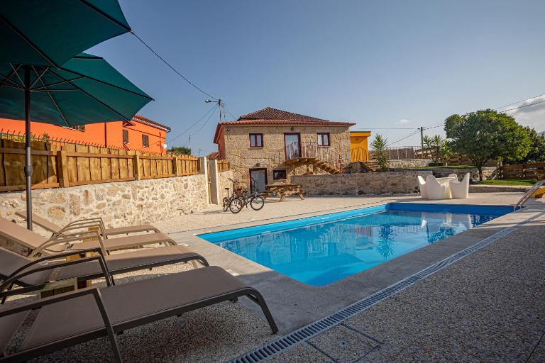 Casa da Clarinha, piscina, perto Sistelo e Ecovia do Vez - B&B Arcos de Valdevez