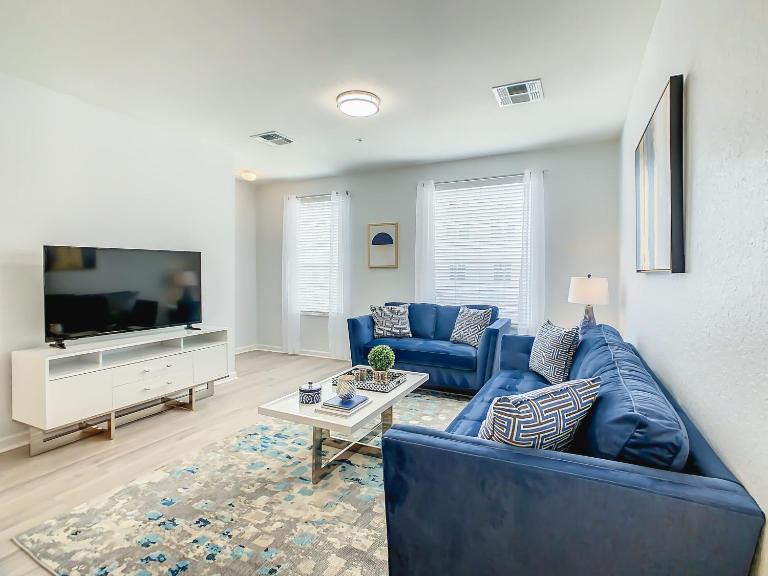 Stylish Vista Cay Townhome Near Conv. Ctr I-Dr. - Ferienwohnung Orlando