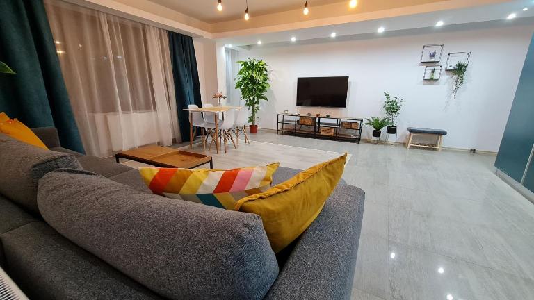Zander Home Apartment - B&B Buşteni