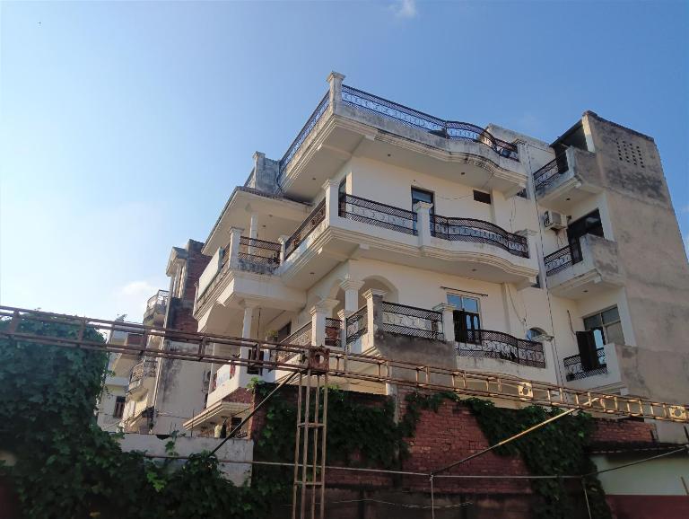 Varuna Palace Near Mandir & Ghat's - B&B Benarés