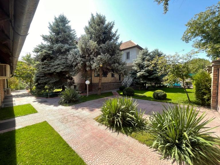 Гостевой дом Шумкар Азия Guest House Shumkar Asia - Chambres d'hôtes Bichkek