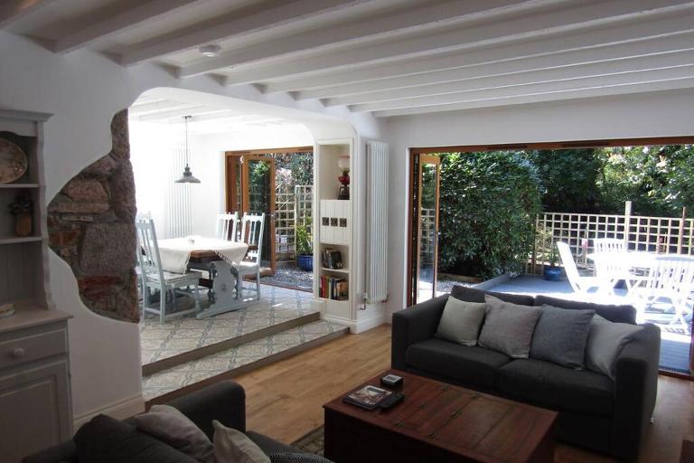Lovely Spacious Cottage Near The Coast - B&B St Austell
