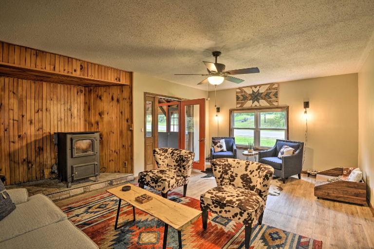 Altmar Family Home w/ Rivers & Trails Nearby! - Chambres d'hôtes Pulaski