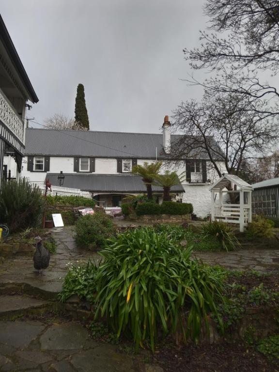 Old Colony Inn - B&B New Norfolk