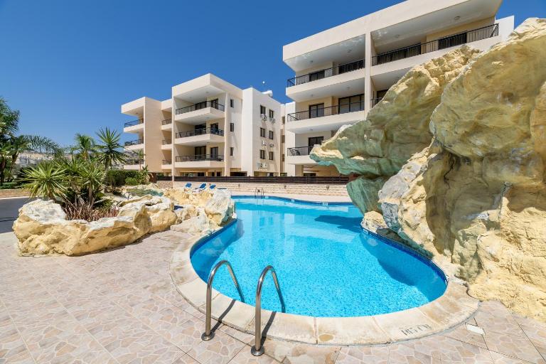 Mediterranean Sunrise Complex - Bed and Breakfast Voróklini