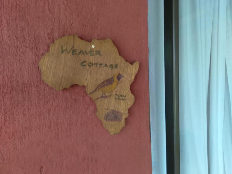 Non Stop Adventures Weaver Cottage - Bed and Breakfast Pietermaritzburg