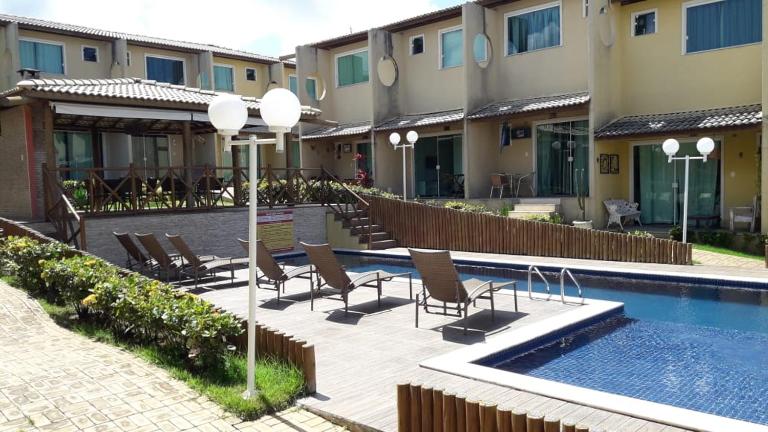Casa agradável em condomínio perto da praia. - B&B Mata de São João