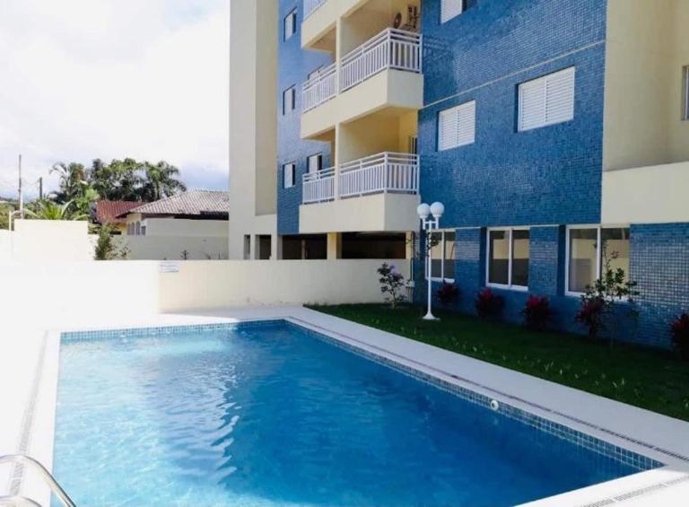 APTO FAMILIAR EM BERTIOGA JARDINS DO INDAIÁ A 500 M Praia - B&B Bertioga