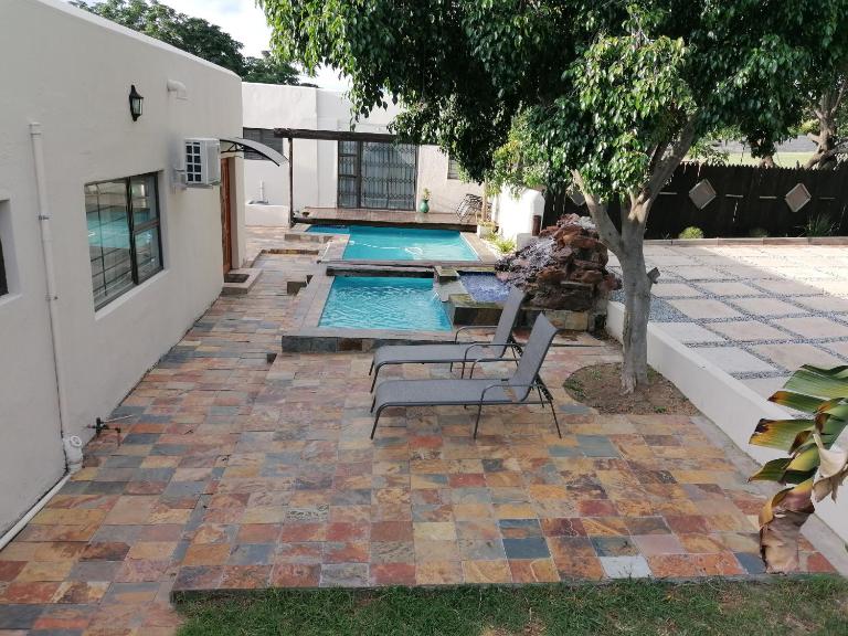 JB Countrylife Accommodation - Ferienwohnung Centurion