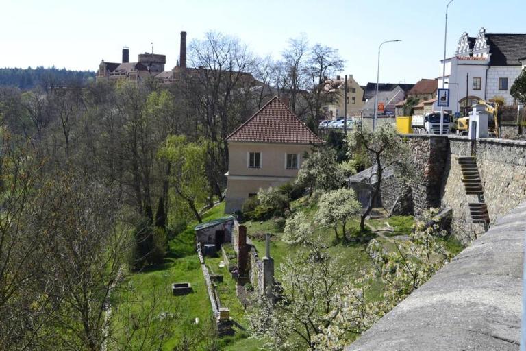 Pod Parkany studio with view - B&B Tábor