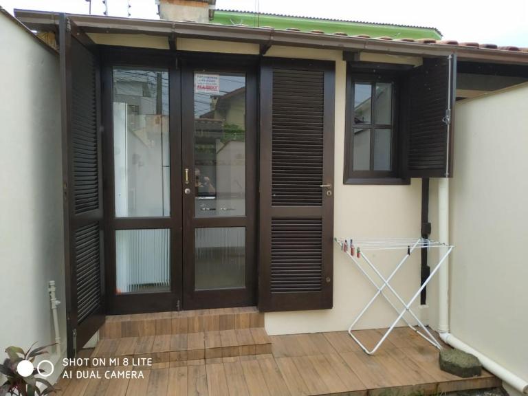Kitinet para 2 pessoas próximo do mar - Ingleses - Com garagem - Chambres d'hôtes Florianópolis