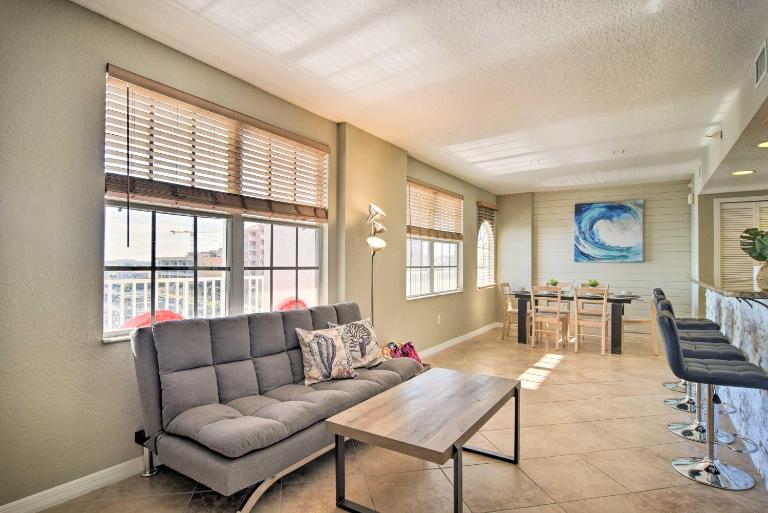 Coastal Clearwater Condo: Half Mile to Beach! - B&B Clearwater Beach