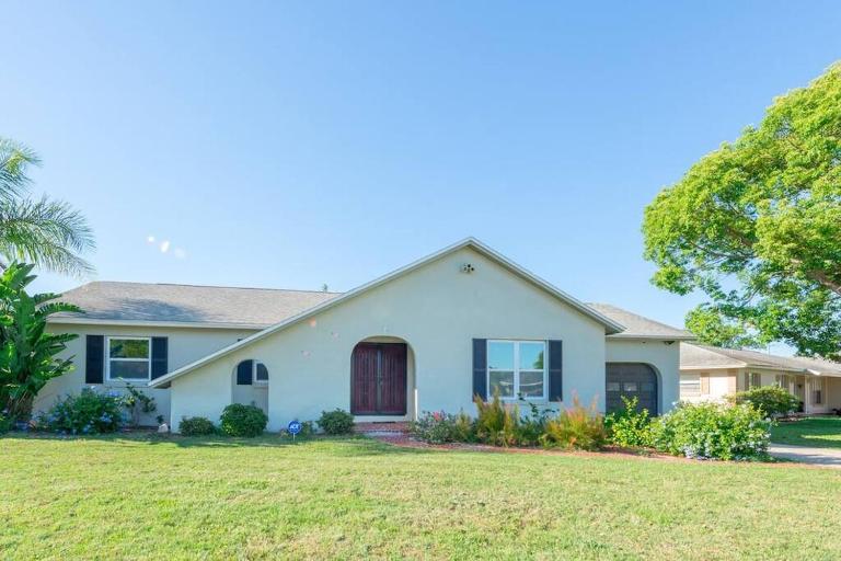 Perfect Gateway to Disney and Retreat Center. - B&B Deltona