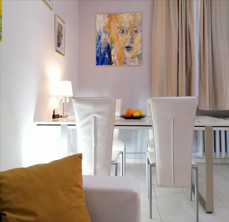 Metro Wilson Apartment - B&B Warsaw