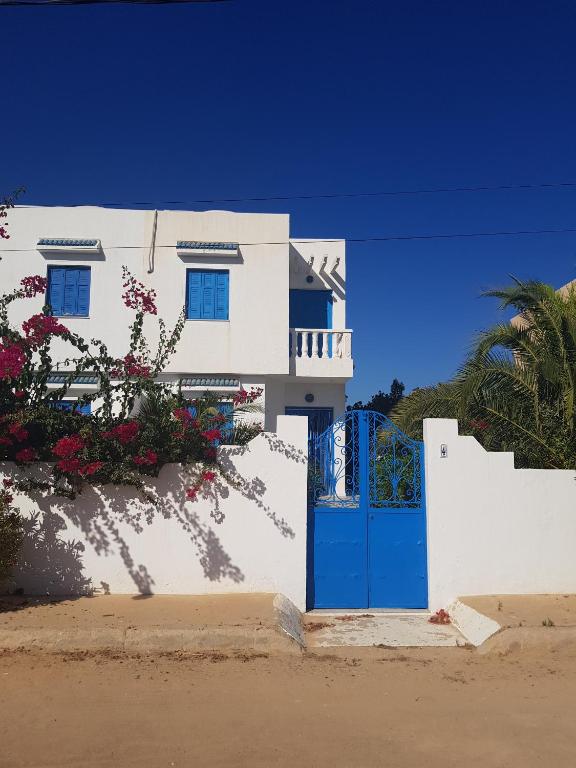 Maison les Palmiers 300m de la plage - B&B Arhir