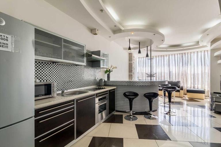 Cozy Apartment in Most City Center - Chambres d'hôtes Dnipro