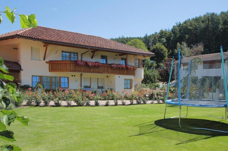 Apartment in Dolomites with Pool Access - B&B Naz-Sciaves - Natz-Schabs