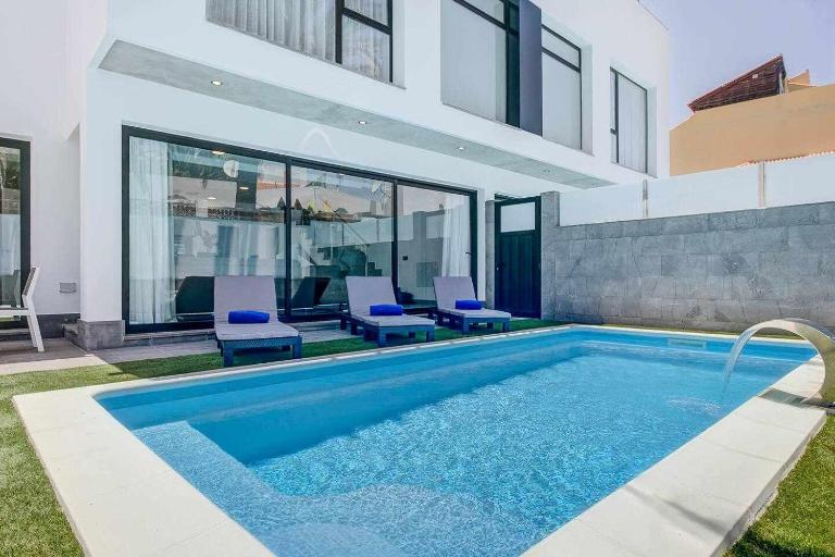 Two Dreams Luxury Villa - B&B Corralejo
