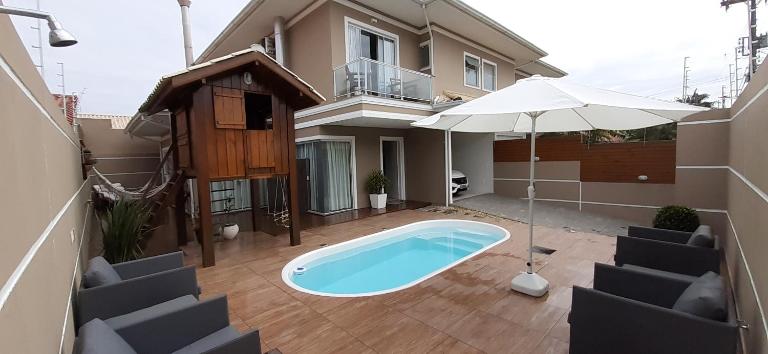 Casa de Praia em PONTA DAS CANAS, FLORIANÓPOLIS - B&B Florianópolis