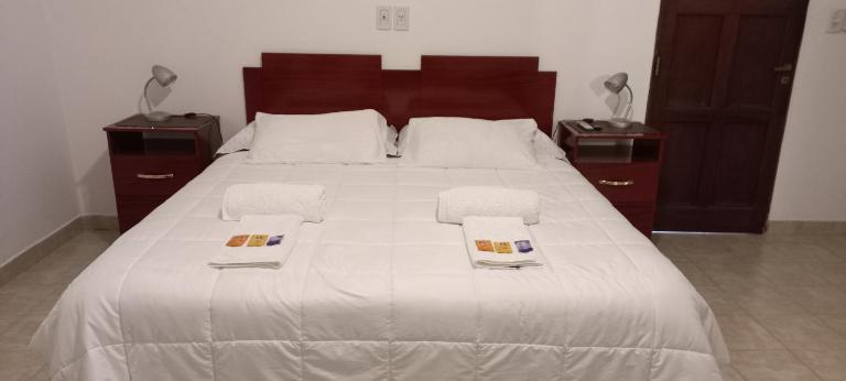 Departamento temporario con cochera - Bed and Breakfast Resistencia