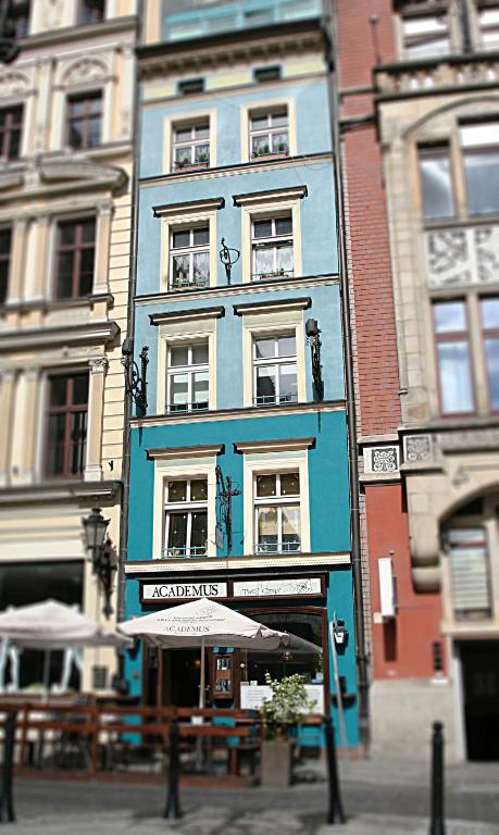 Academus - Pub, Rooms, Cider - Chambres d'hôtes Wrocław