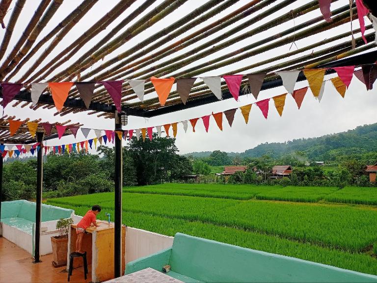 อยู่ดินกินดีฟาร์มสเตย์ - Chambres d'hôtes Mae Rim