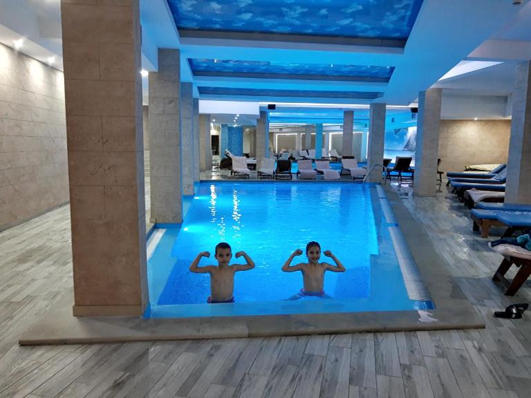 Ski & Spa Apartment N34 Milmari Resort Kopaonik - B&B Kopaonik