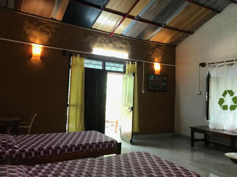 Kamp Kamouflage Kanha - Chambres d'hôtes Kānhā
