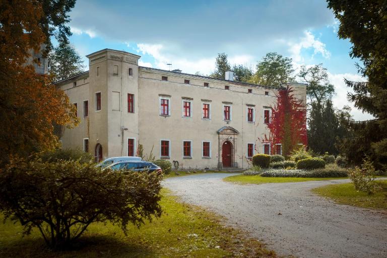 Zamek Dobroszyce - B&B Dobroszyce