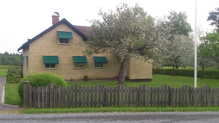 Flahult Holiday Home - Ferienwohnung Hok