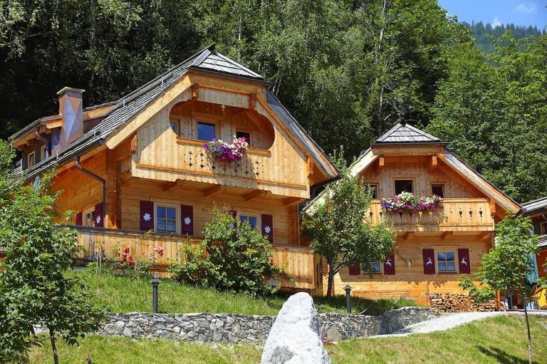 Chalet in Wildkogel near Ski Slopes - Chambres d'hôtes Neukirchen am Großvenediger