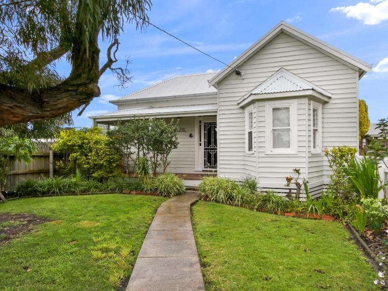 26 Church - Charming Cottage in Lakes Entrance - Bed and Breakfast Lakes Entrance